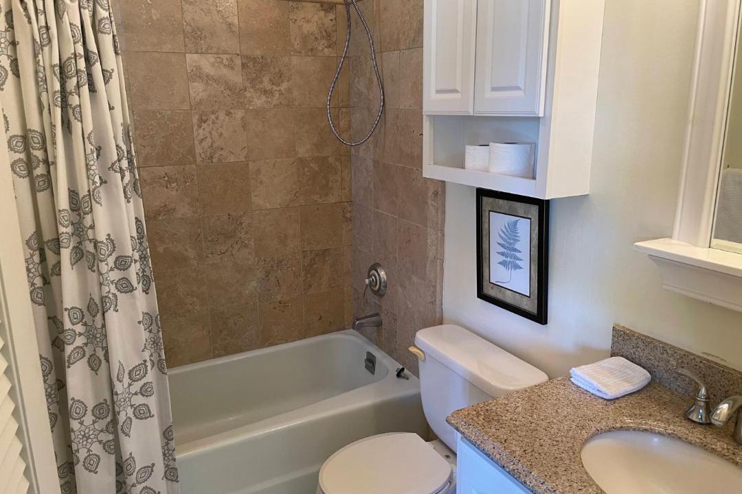 Photo of Bathroom in Hawaii Kai