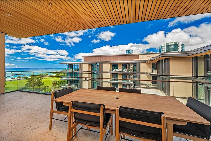 Photo of Patio Balcony in Ala Moana
