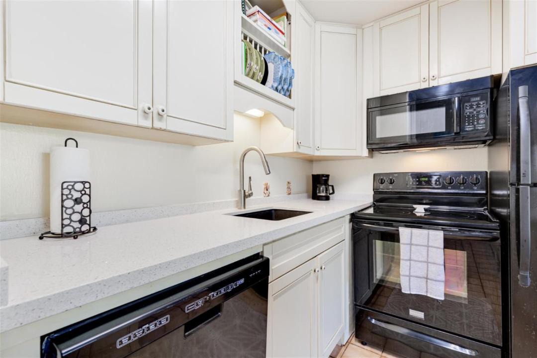Photo of Kitchen in Kahuku