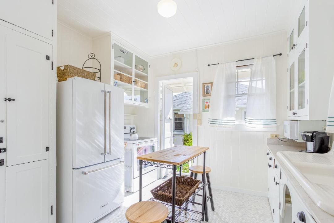 Photo of Kitchen in Diamond Head - Kapahulu - St. Louis