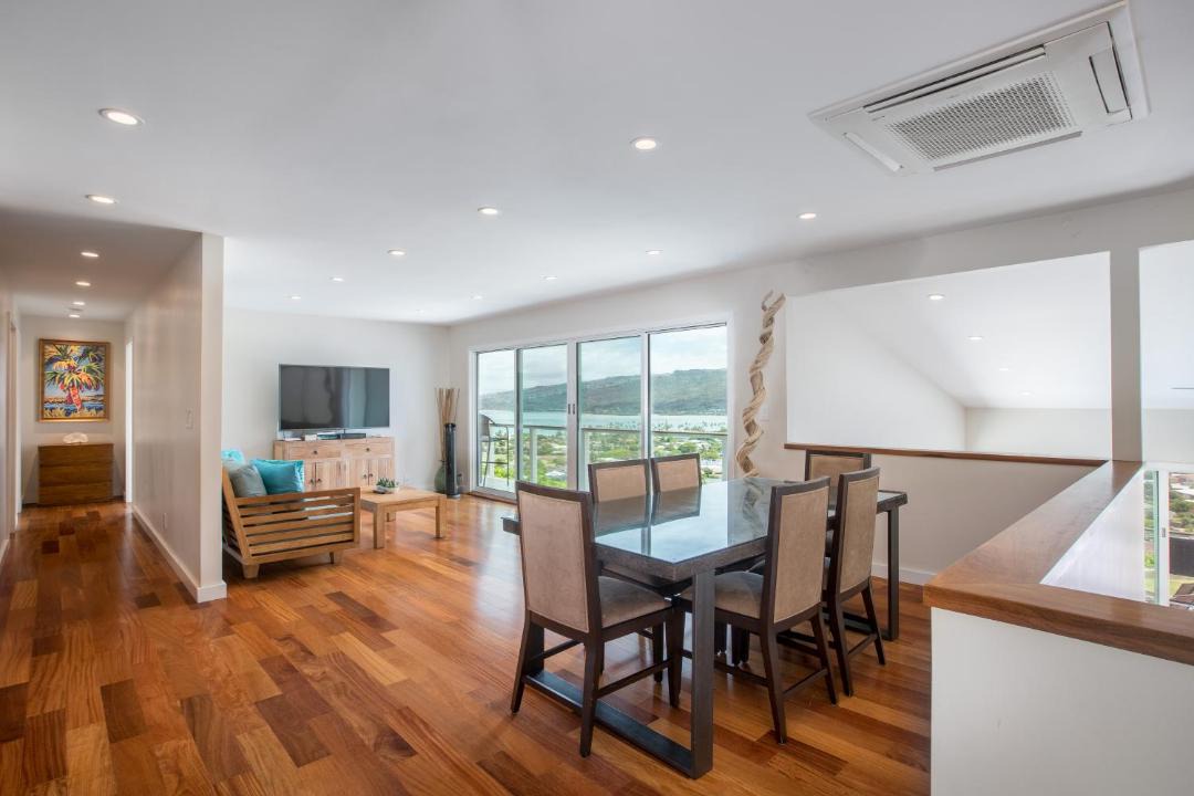 Photo of Livingroom in Portlock