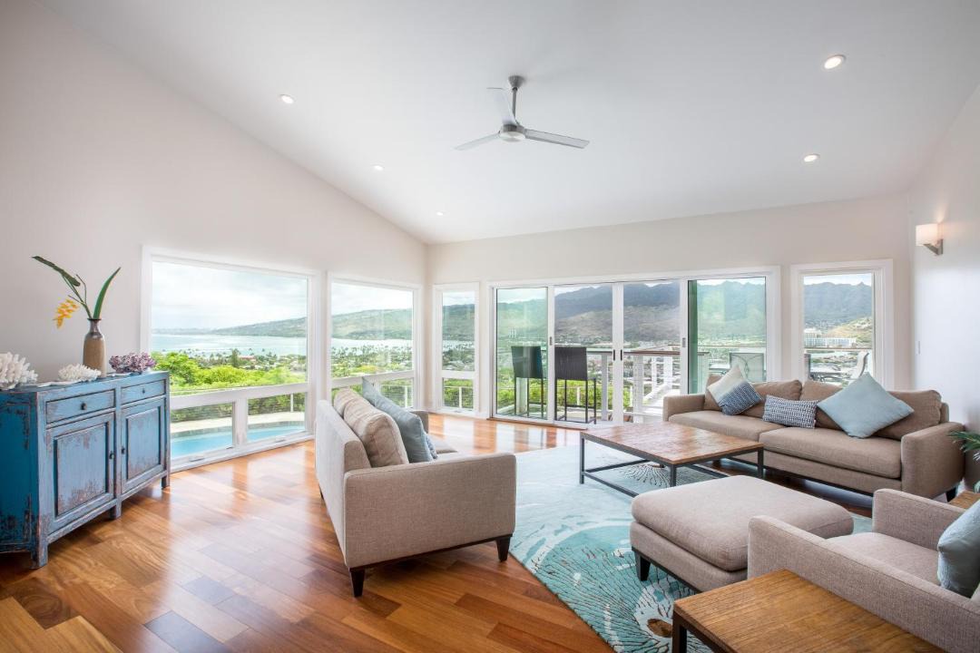 Photo of Livingroom in Portlock