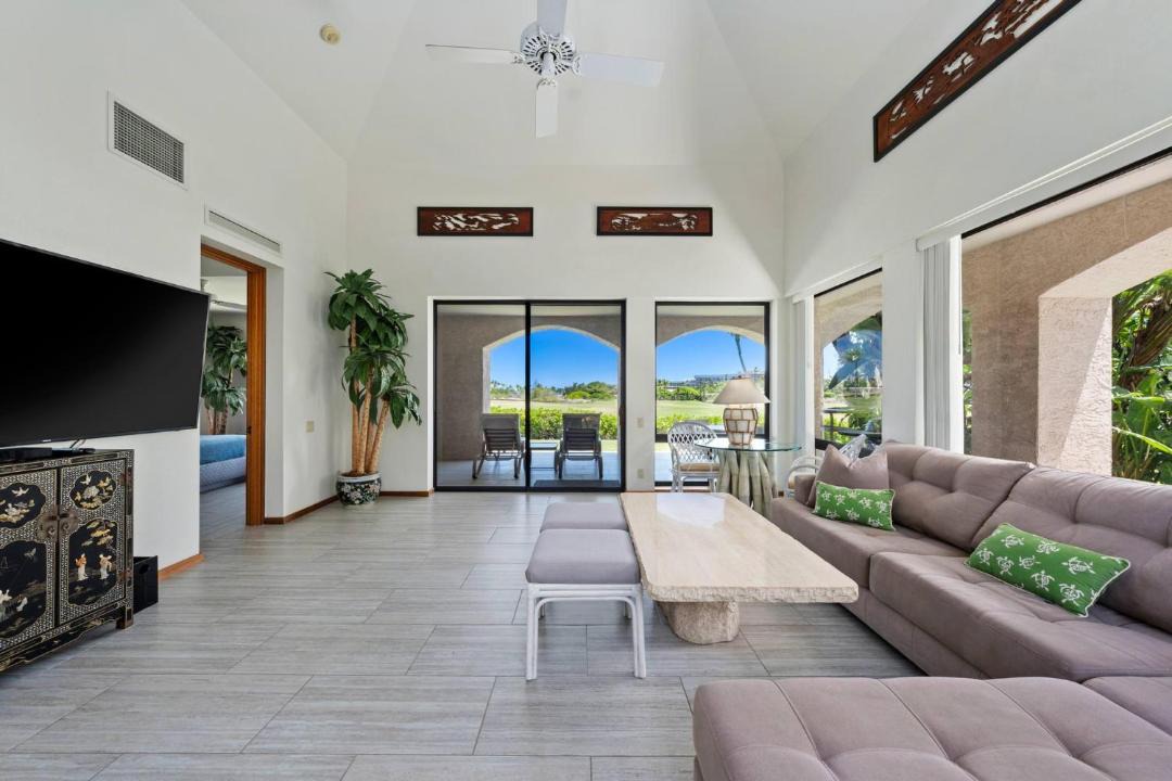 Photo of Livingroom in Waikoloa