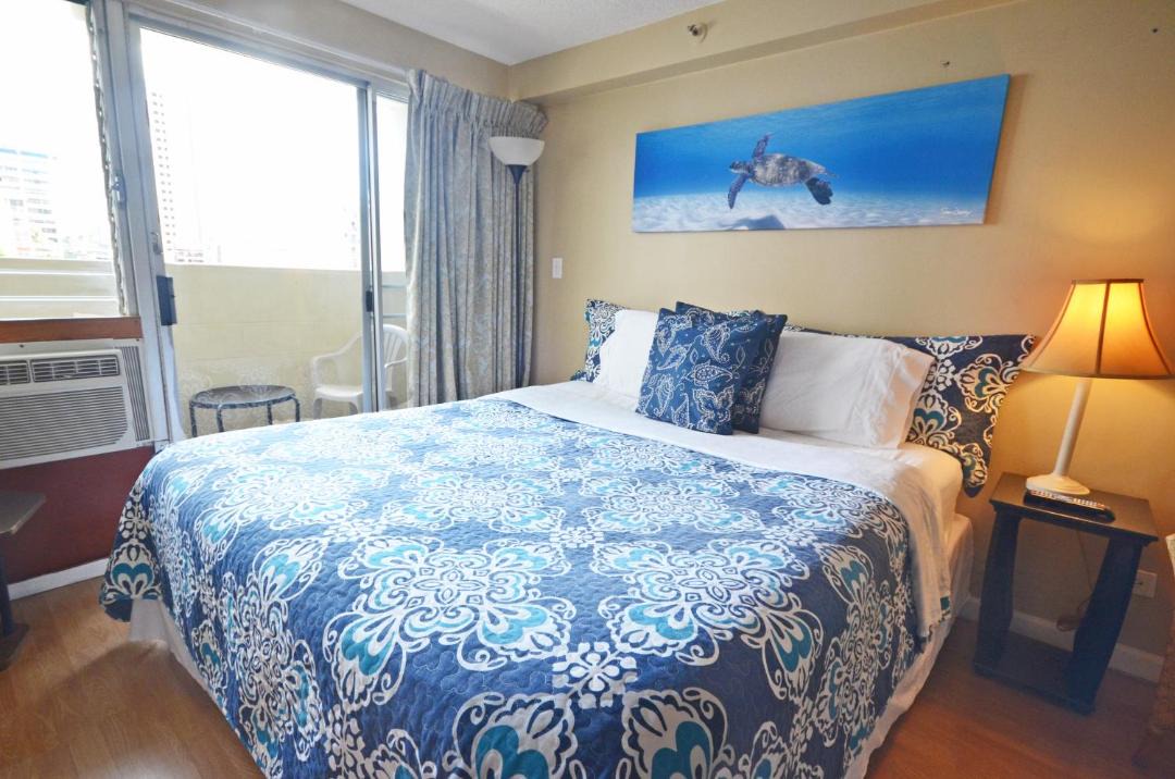 Photo of Bedroom in Waikiki