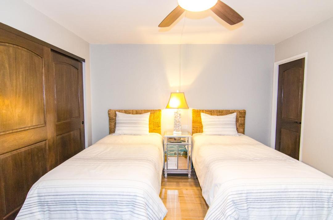 Photo of Bedroom in Maalaea