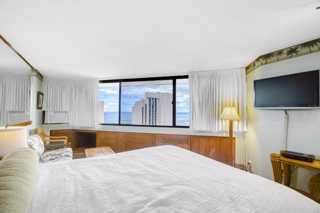 Photo of Bedroom in Waikiki