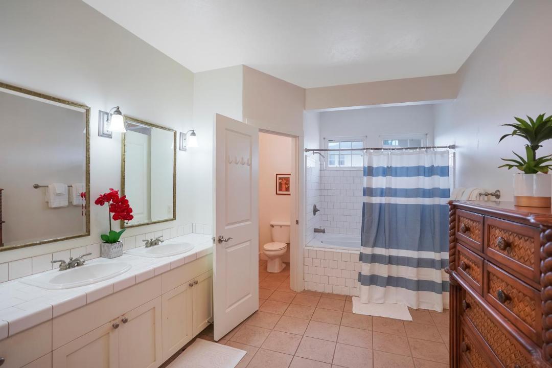 Photo of Bathroom in Princeville
