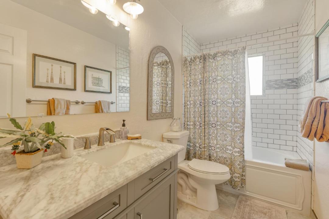 Photo of Bathroom in Princeville