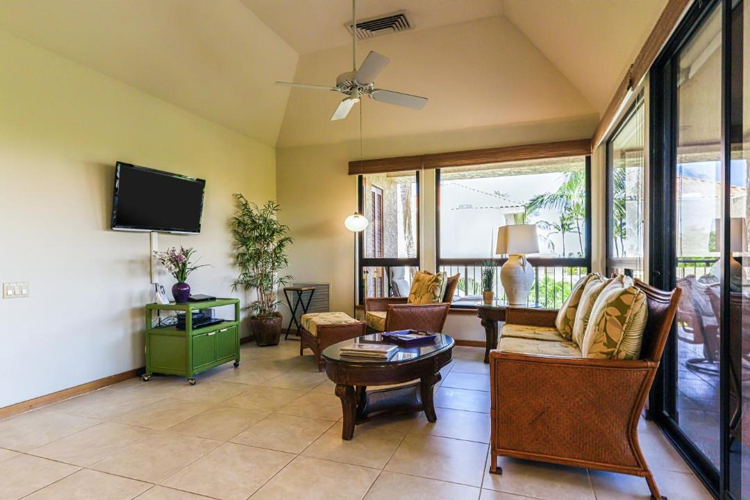 Photo of Livingroom in Waikoloa