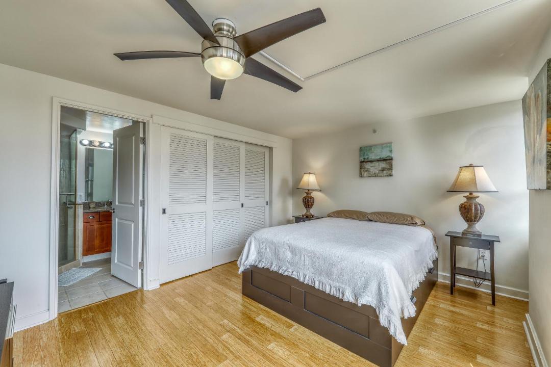 Photo of Bedroom in Waikiki