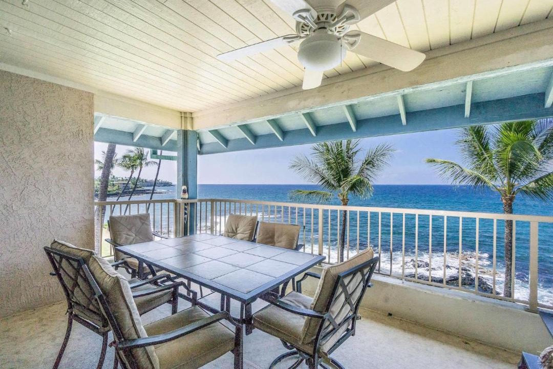 Photo of Patio Balcony in Historic Kailua Village