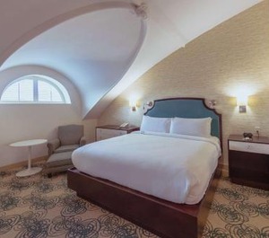 Hotel Skyler Syracuse Tapestry 
