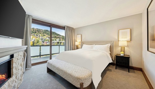 Room, 2 Bedrooms