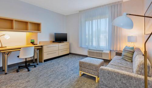One-Bedroom Queen Suite with Sofa Bed