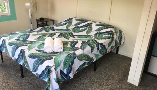 "Fern" Private Room w/Shared Bathroom