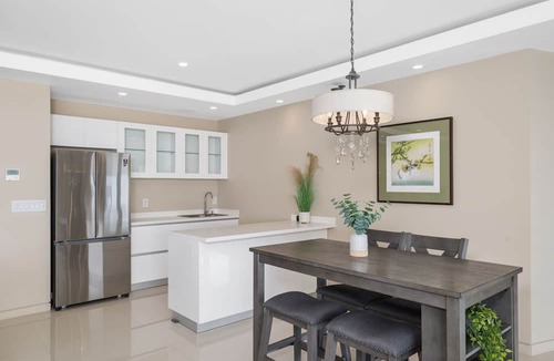 Makiki House | KBM Resorts: FREE CAR Waikiki Hilltop House