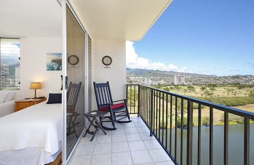 Waikiki Condo | Great for Families! Partial Ocean/Canal/Diamond Head Views! Pool, Wi-Fi, Prkg