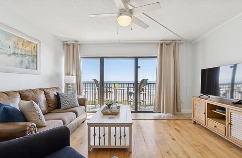 Avon By The Sea Condo | Penthouse next to the Pier. Direct ocean view. Heated pool and BBQ grills! 🌞🌴