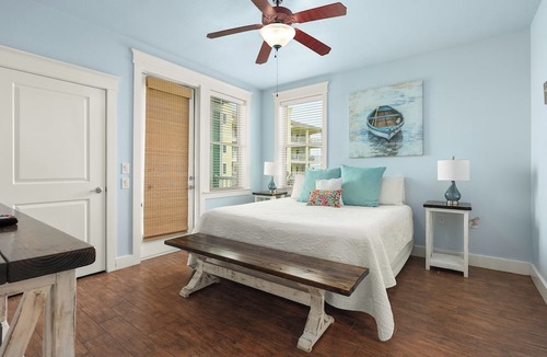 Red Fish Cove Condo | Shore Nuff- Book 5+ nights & get 15% discount- Beach Front 3BD/2BA. Sleeps 9