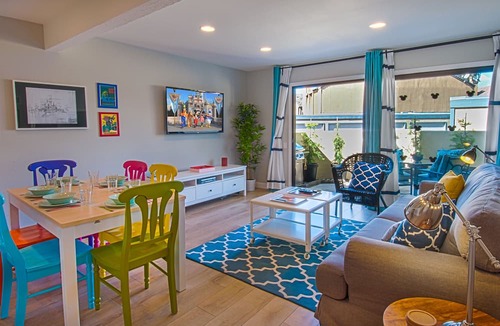 Hermosa Village Condo | Walk to Disneyland Family-Friendly Condo Pool Access