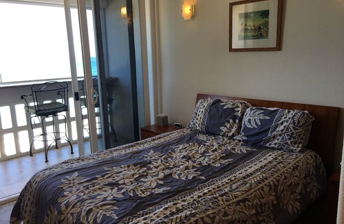 Makaha Condo | Cozy Beach front condo in Makaha