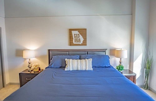 SoNo Apartment | 2BR Fully Furnished Apartment in Midtown Atlanta