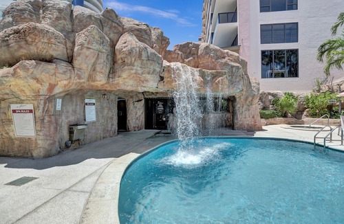 Mid Beach Apartment | Luxury Oceanfront Condo 2BR 2.5BA with 700Sqft Terrace, Sauna, Resort Amenities & Pools 1501