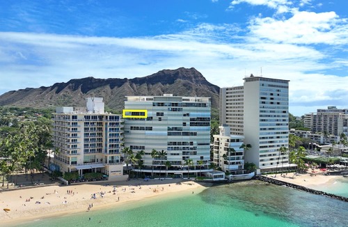 Diamond Head - Kapahulu - St. Louis Condo | 11th Floor 2 Bedroom Sans Souci condo w/incredible bay views