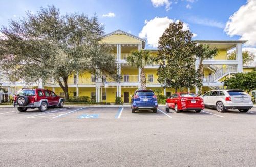 Bahama Bay House | 3rd floor condo w restaurant tennis court basketball court pools sauna