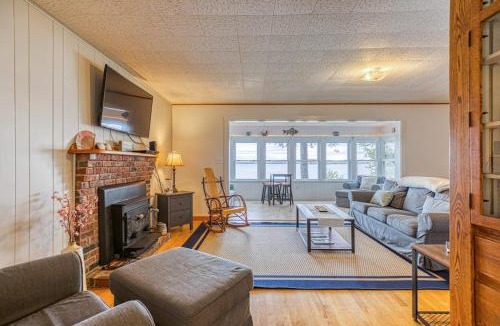 Greenville Junction House | Lakefront cottage w/beautiful views of Moosehead Lake & Big Moose Mountain
