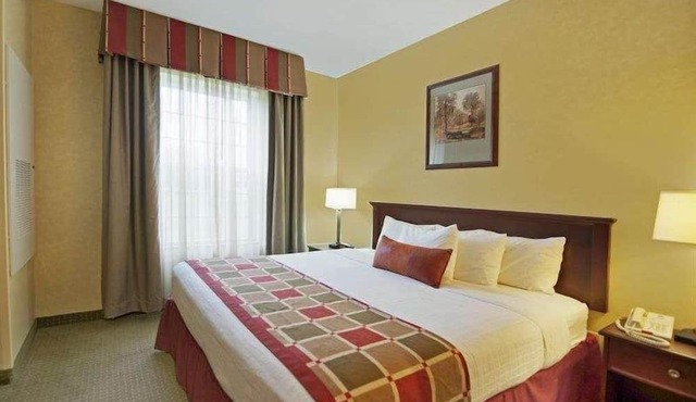 Best Western Plus Ticonderoga Inn & Suites