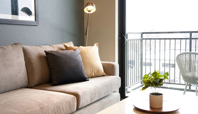 Modern Apartment in Prime Location (ID3520X1)