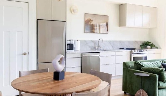 Luxury by Music Row, Belmont & Vanderbilt + FREE Parking