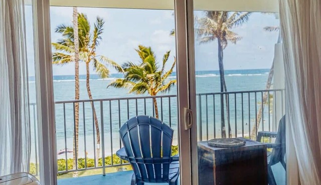 Luxury Beachfront Condo with Ocean View