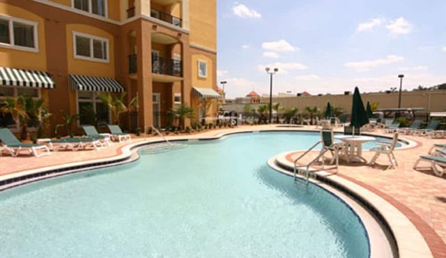 luxury Condo Near Disney, Renovate Free Parking, Internet, Pirate Ship kid club