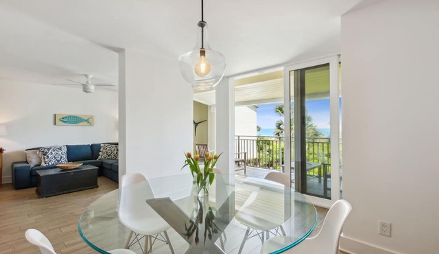 Spacious Amelia Island Villa Sleeps 12! Ideal for Large Families & Groups!