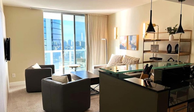 OCEANFRONT CONDOMINIUM WITH WITH BREATHTAKING VIEW