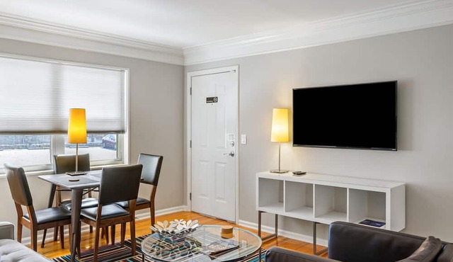 (BC2bD) Save Your Marriage! Be in Your Own Space in the Perfect Getaway