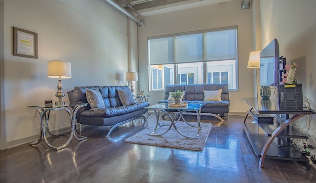 2BR Fully Furnished Apartment in Midtown Atlanta