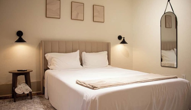 Charming Two Bedroom Fully Furnished Unit in the Historic Corn Hill District
