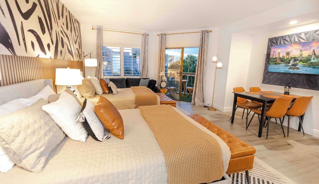 Zen Nest Studio fully equipped 5 min to Epic - Free Parking - hot tube - pool