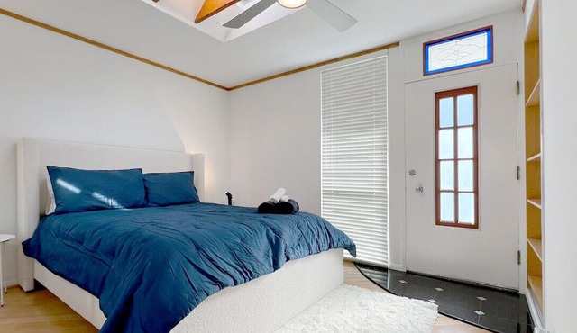 Coastal Retreat Steps from the Santa Monica Beach
