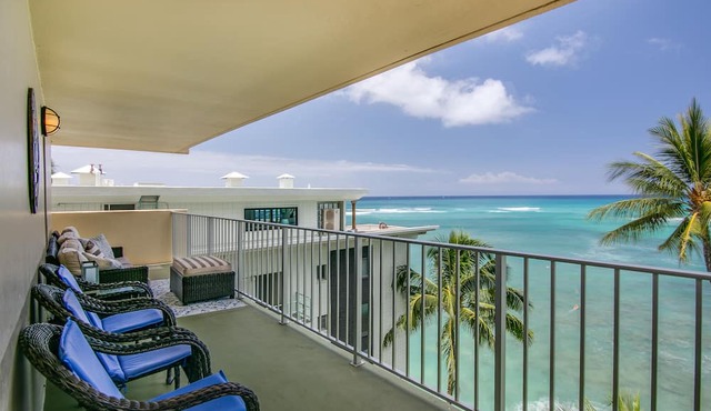 Ocean Front Balcony, 2 Bedrooms, Full Kitchen