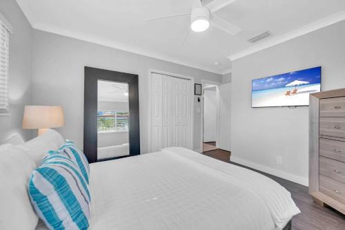 Modern Coastal Style Walk To Beach Heated Pool Tranquility Ocean Mist Key RESlDENCES
