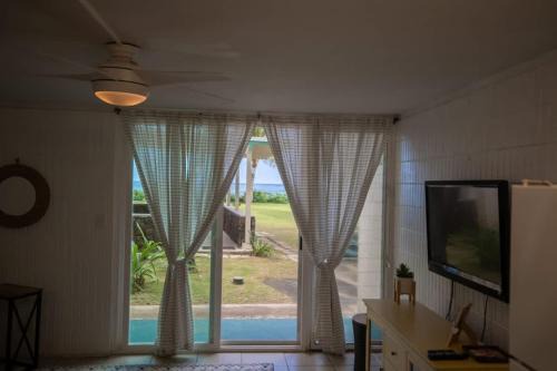 Ground Level Beachfront Studio