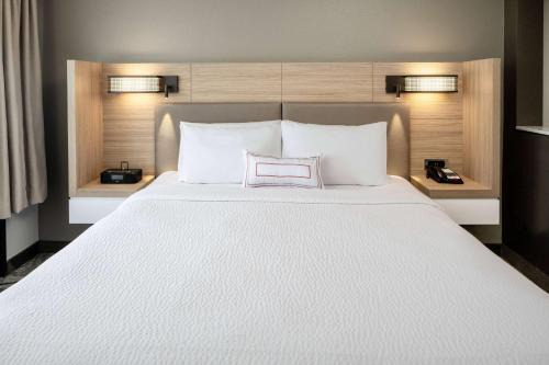 Sonesta Select Nashville Airport Suites